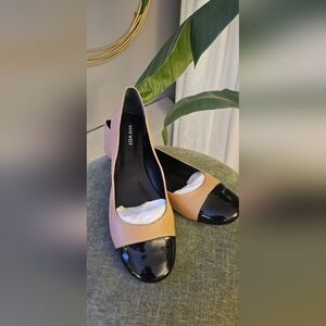 NEW Nine West Women's Tan and Black Flats